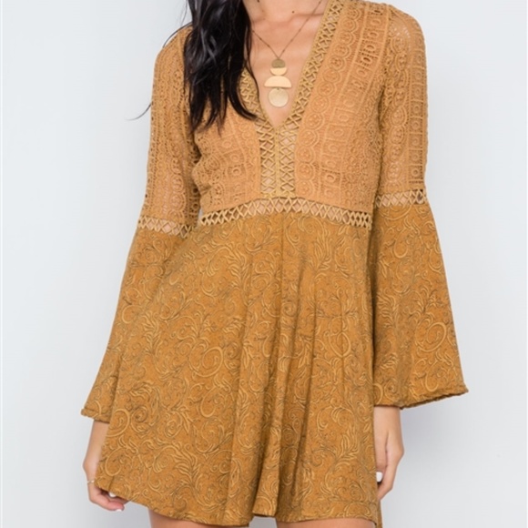 LAST 1! SIZE SMALL! TAN CROCHET BELL SLEEVES BOHO DRESS - Picture 4 of 8